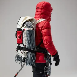 Berghaus MTN Arete Ultra Down Hoodie für Damen - Rot-Damen Isolierend